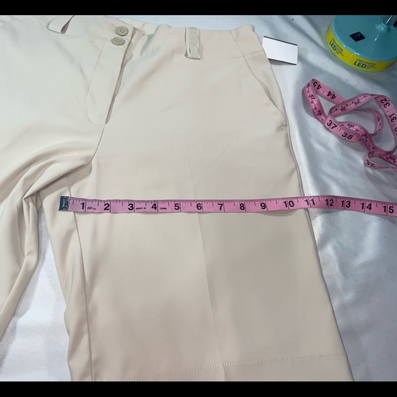 EUC Nike Dri-Fit women’s GOLF shorts - Picture 10 of 12